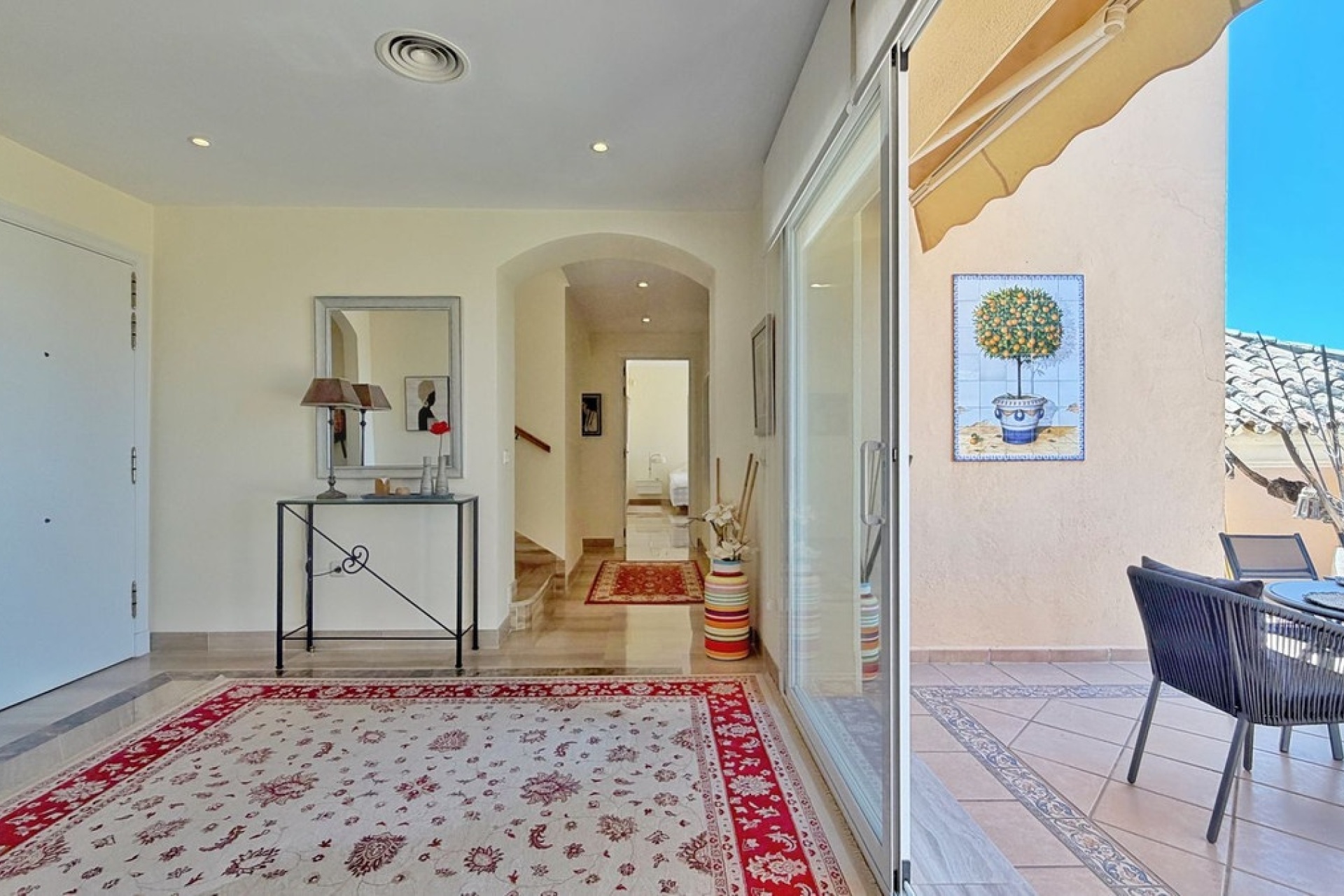 Resale - apartment - Marbella - Elviria