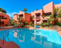 Resale - apartment - Marbella - Elviria
