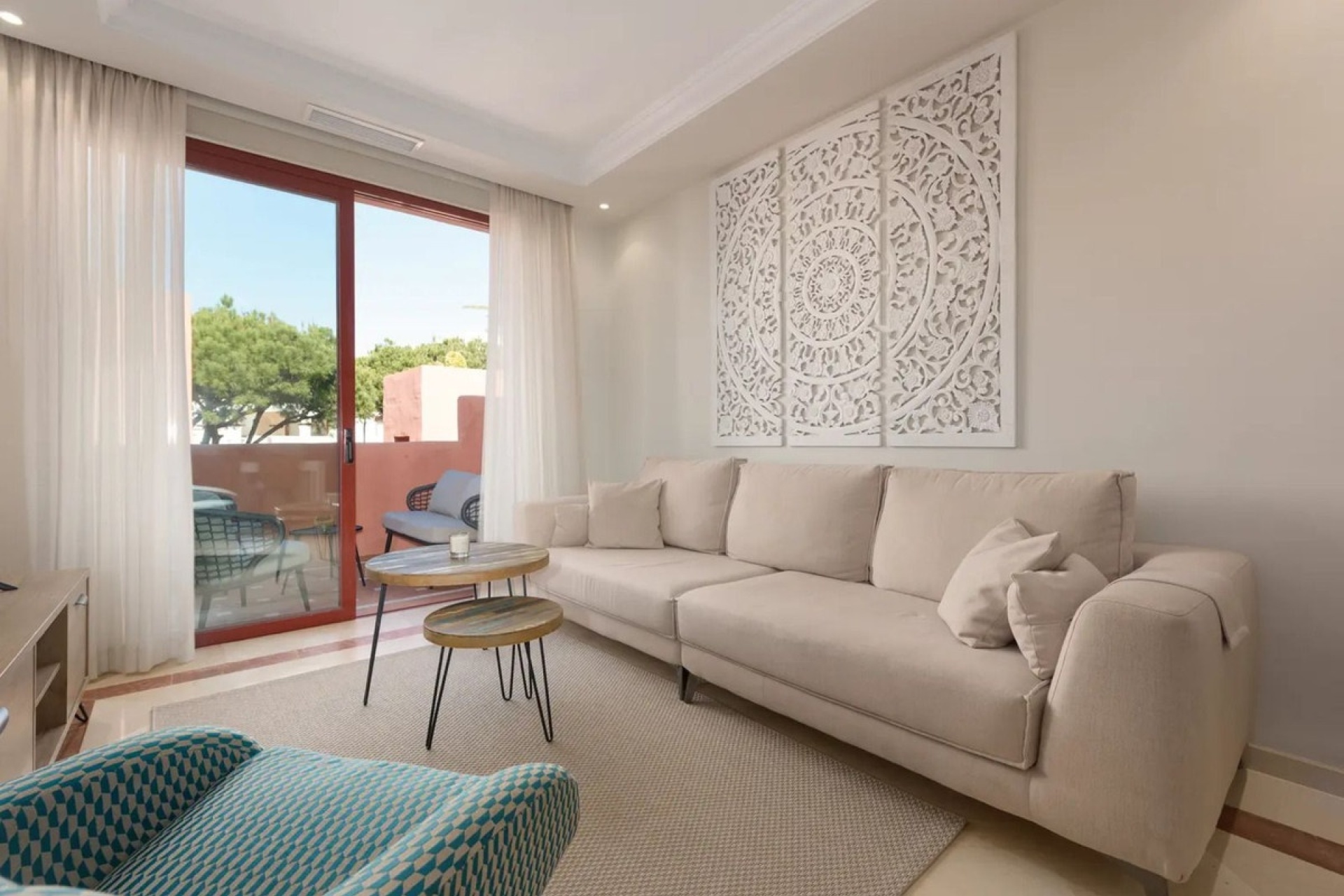 Resale - apartment - Marbella - Elviria