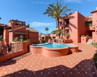 Resale - apartment - Marbella - Elviria