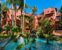 Resale - apartment - Marbella - Elviria