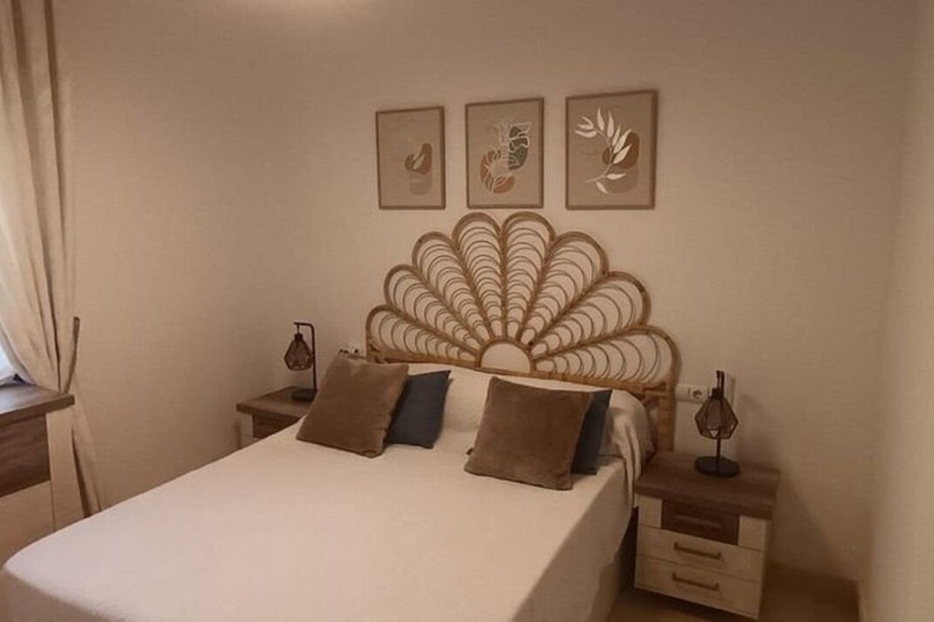 Resale - apartment - Marbella - Elviria