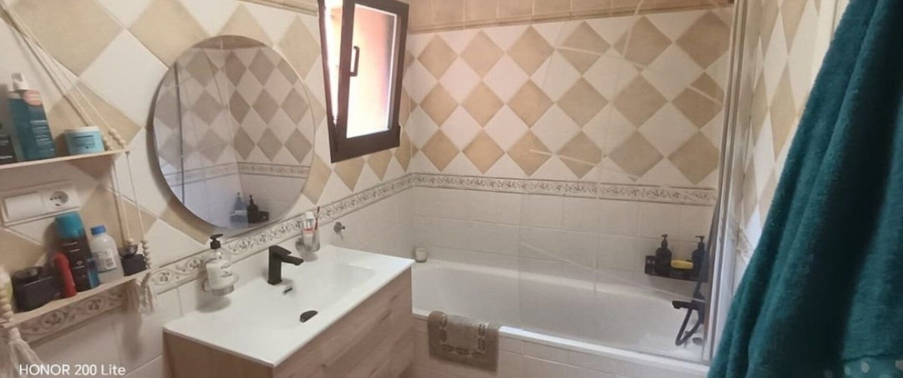 Resale - apartment - Marbella - Elviria