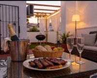 Resale - apartment - Marbella - Elviria