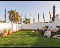 Resale - apartment - Marbella - Elviria