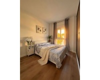 Resale - apartment - Marbella - Elviria