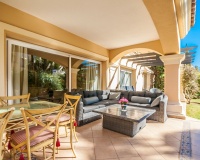 Resale - apartment - Marbella - Elviria