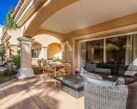 Resale - apartment - Marbella - Elviria