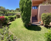 Resale - apartment - Marbella - Elviria