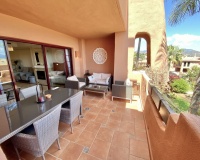 Resale - apartment - Marbella - Elviria