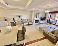 Resale - apartment - Marbella - Elviria