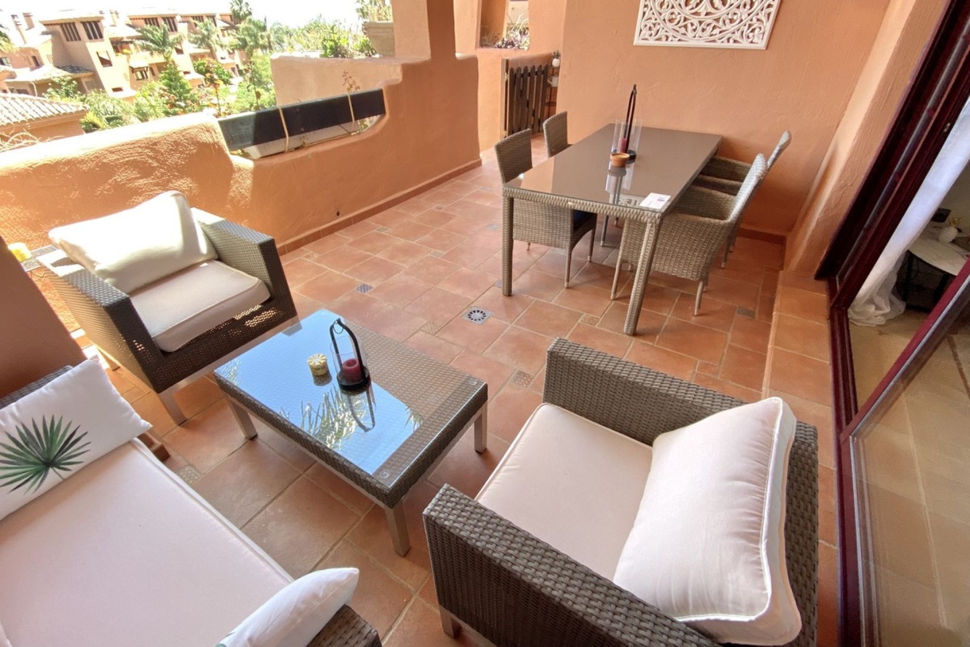 Resale - apartment - Marbella - Elviria