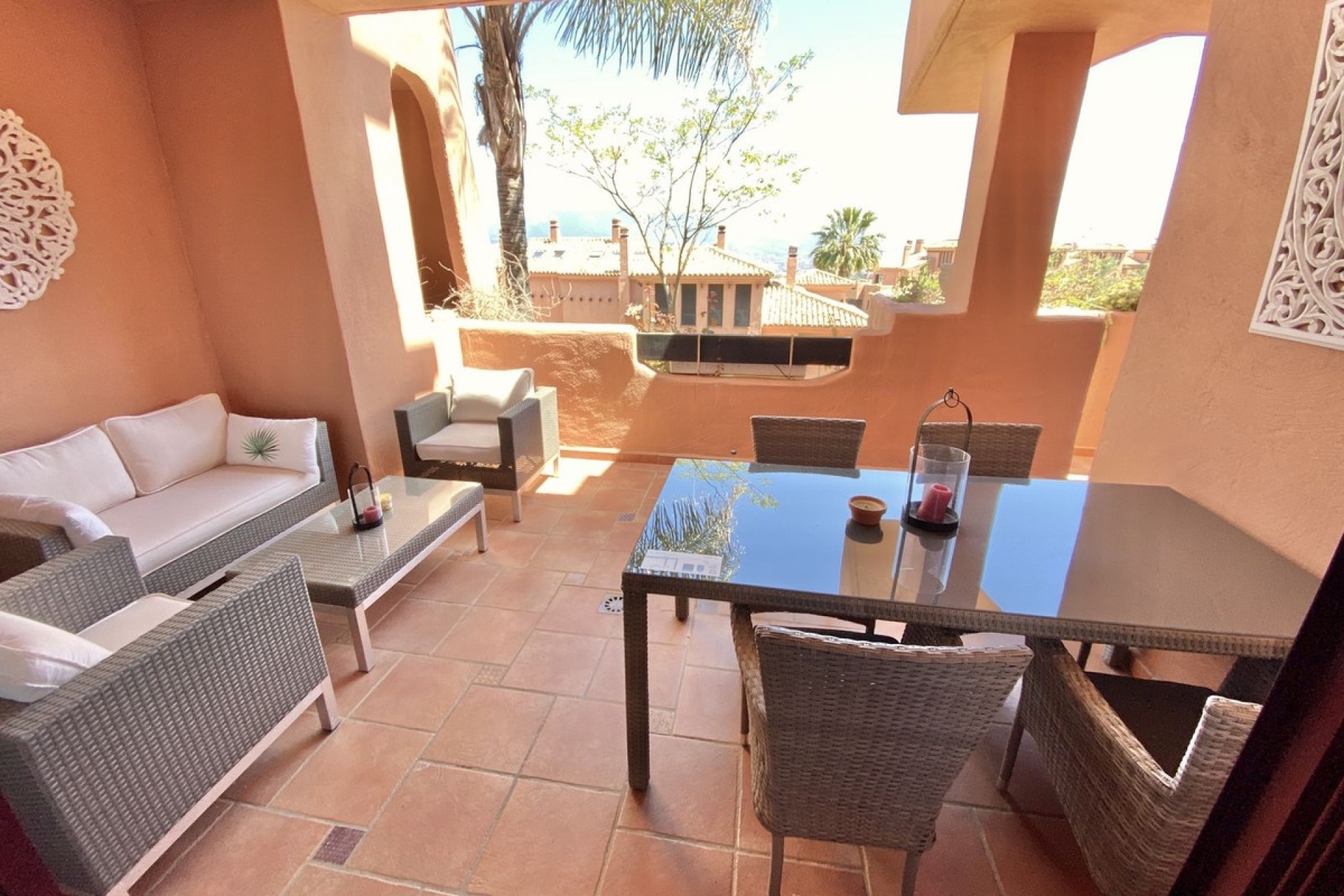 Resale - apartment - Marbella - Elviria