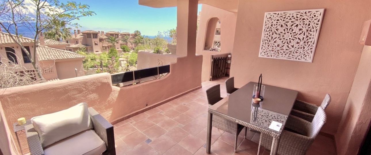 Resale - apartment - Marbella - Elviria