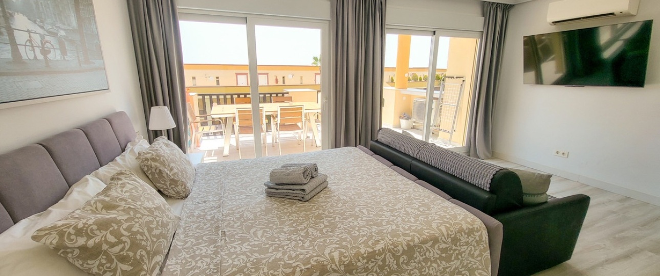Resale - apartment - Marbella - Elviria