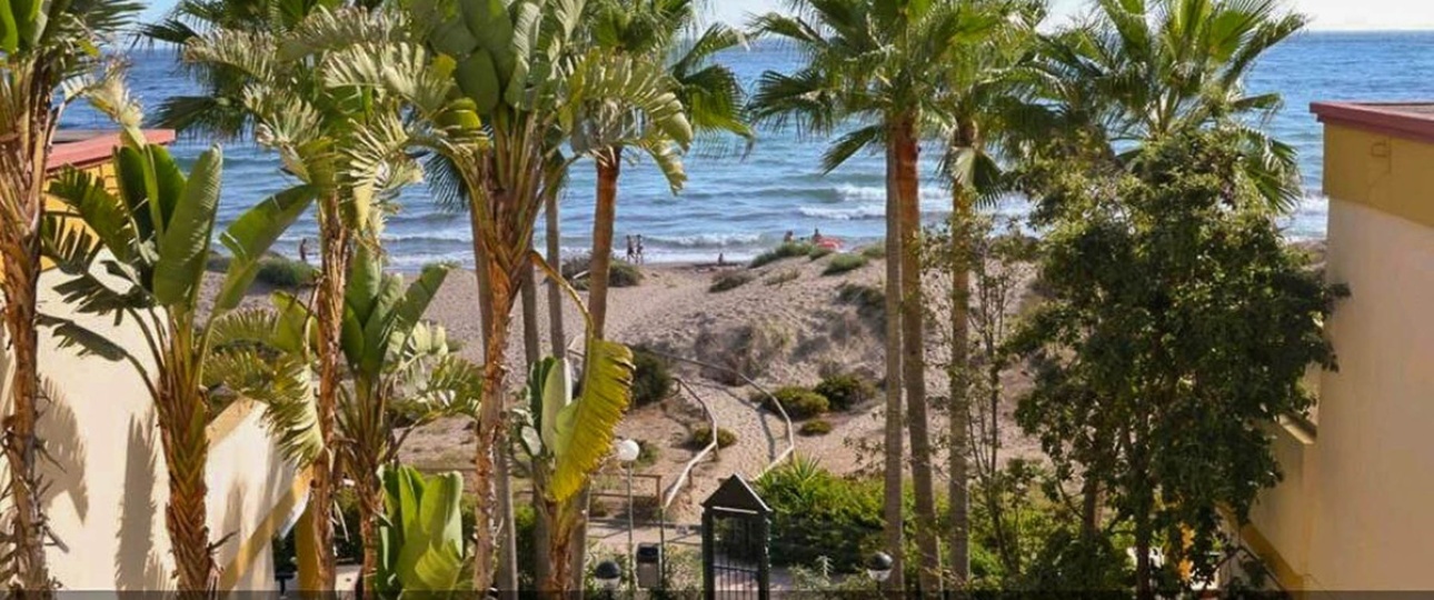 Resale - apartment - Marbella - Elviria