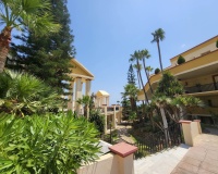 Resale - apartment - Marbella - Elviria