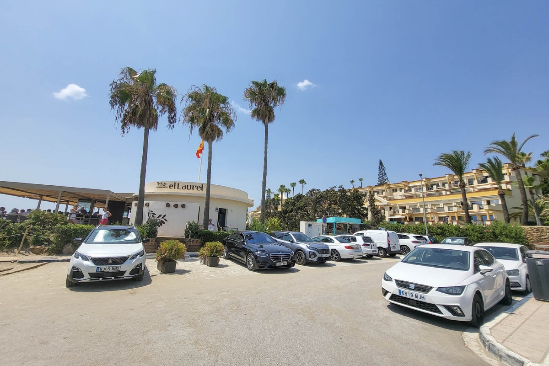 Resale - apartment - Marbella - Elviria