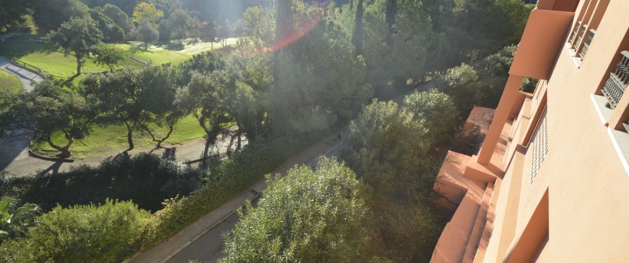 Resale - apartment - Marbella - Elviria