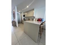 Resale - apartment - Marbella - Elviria
