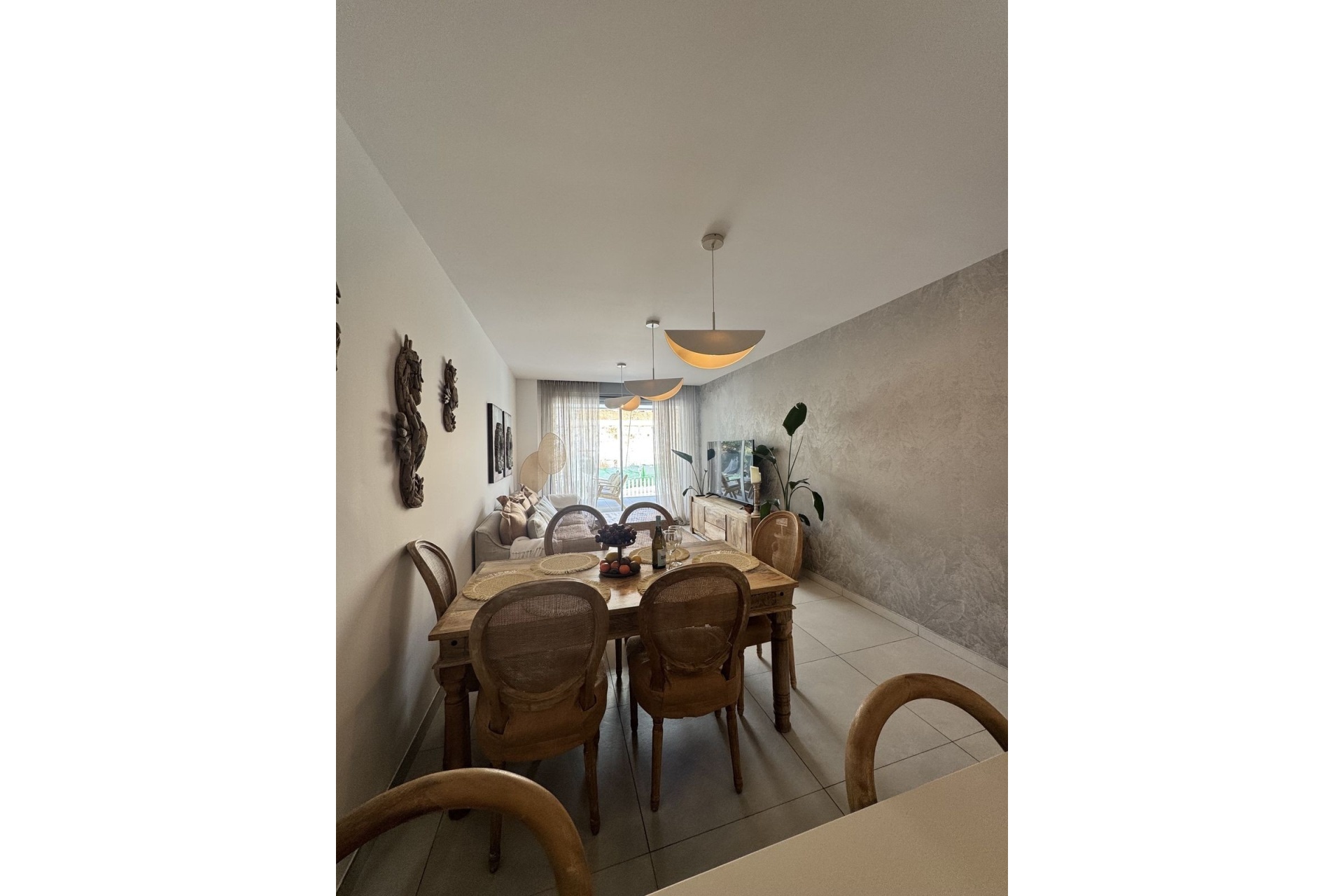 Resale - apartment - Marbella - Elviria
