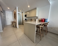 Resale - apartment - Marbella - Elviria