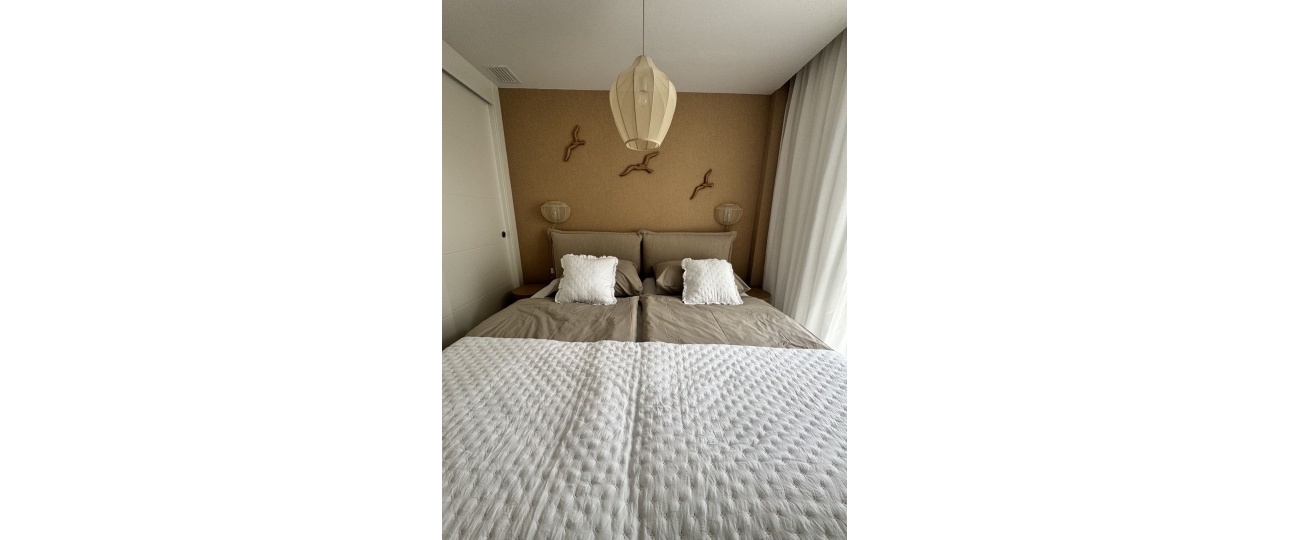 Resale - apartment - Marbella - Elviria