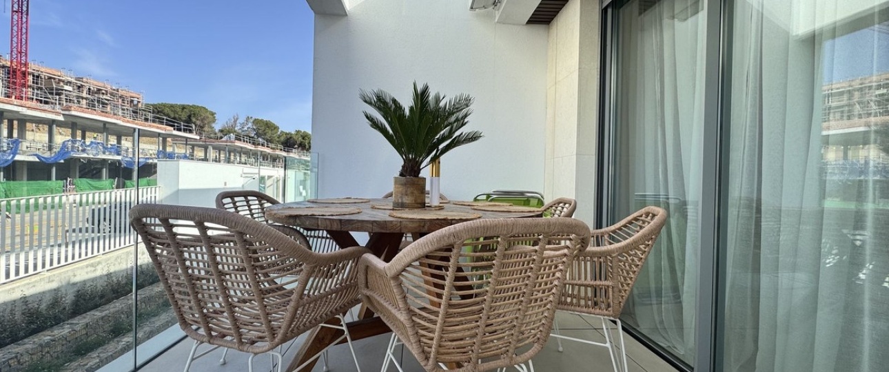 Resale - apartment - Marbella - Elviria