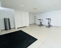 Resale - apartment - Marbella - Elviria