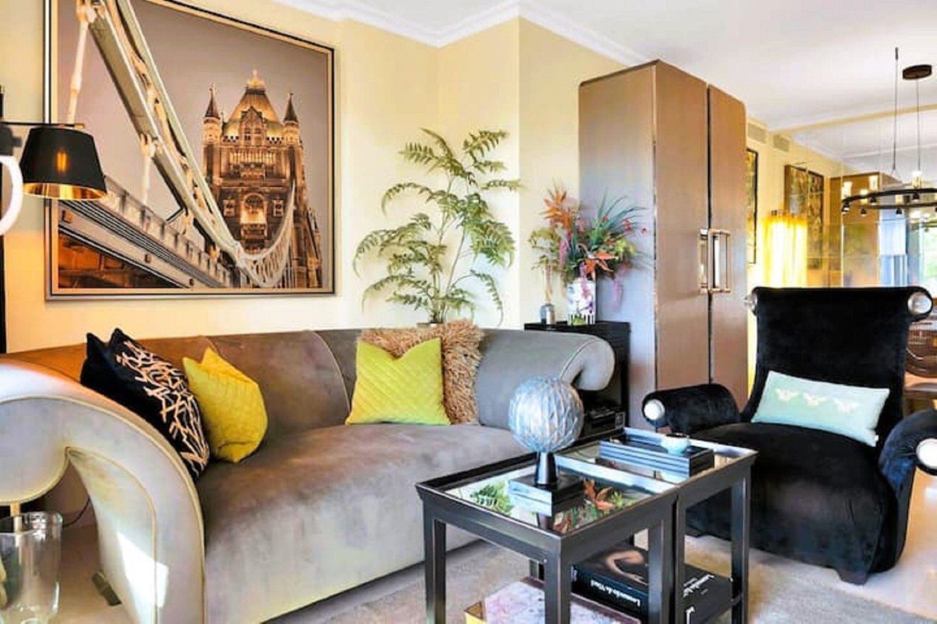 Resale - apartment - Marbella - Elviria