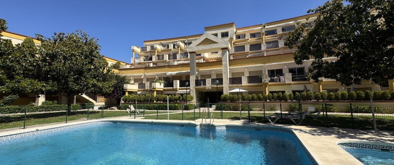 Resale - apartment - Marbella - Elviria