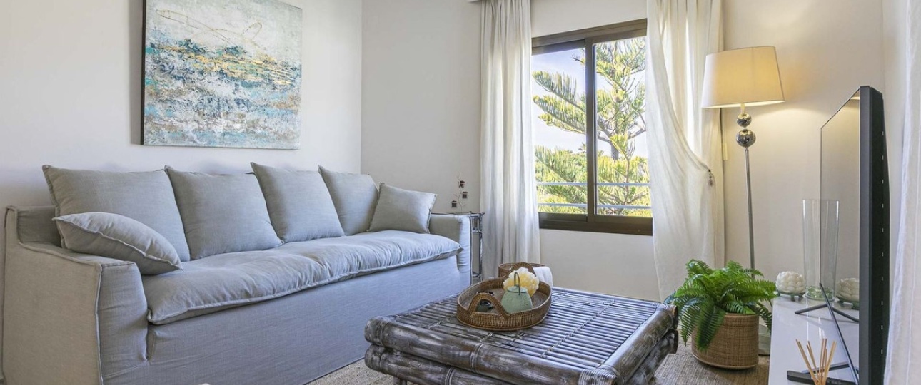 Resale - apartment - Marbella - Elviria