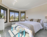 Resale - apartment - Marbella - Elviria