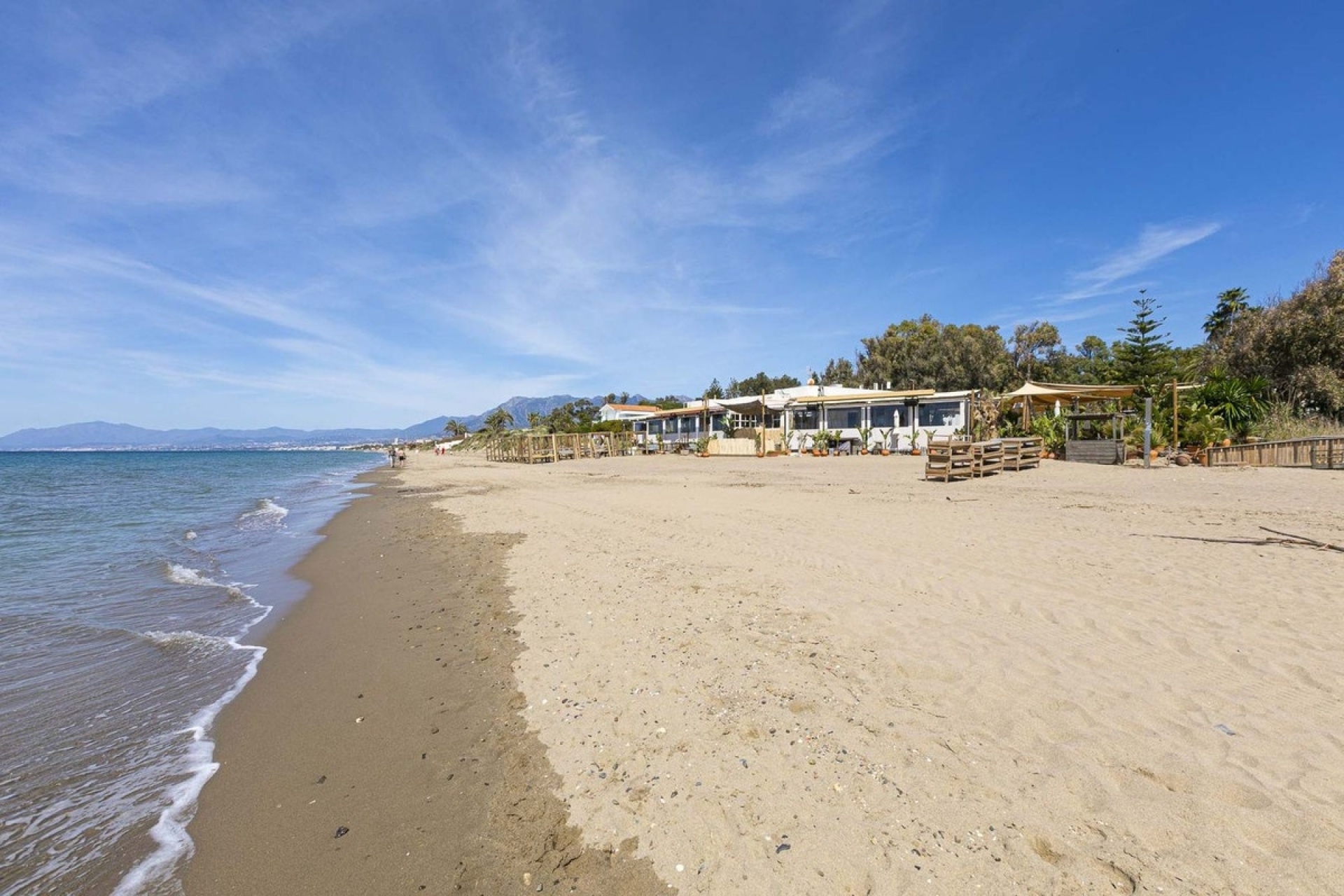 Resale - apartment - Marbella - Elviria