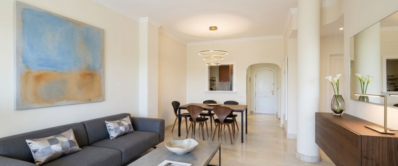 Resale - apartment - Marbella - Elviria