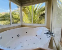 Resale - apartment - Marbella - Elviria