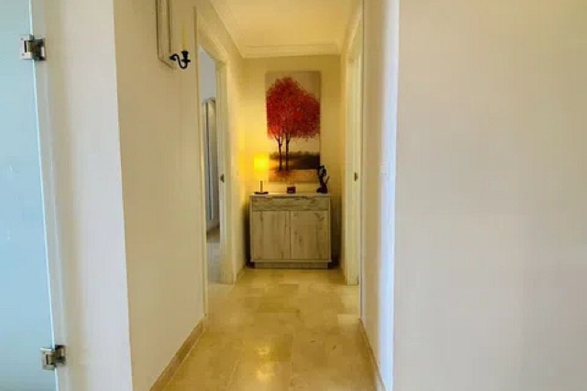 Resale - apartment - Marbella - Elviria