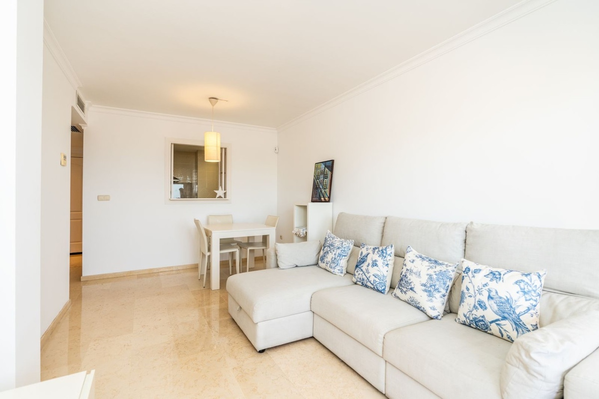 Resale - apartment - Marbella - Elviria
