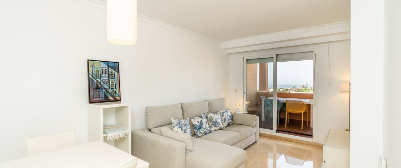 Resale - apartment - Marbella - Elviria