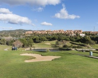 Resale - apartment - Marbella - Elviria