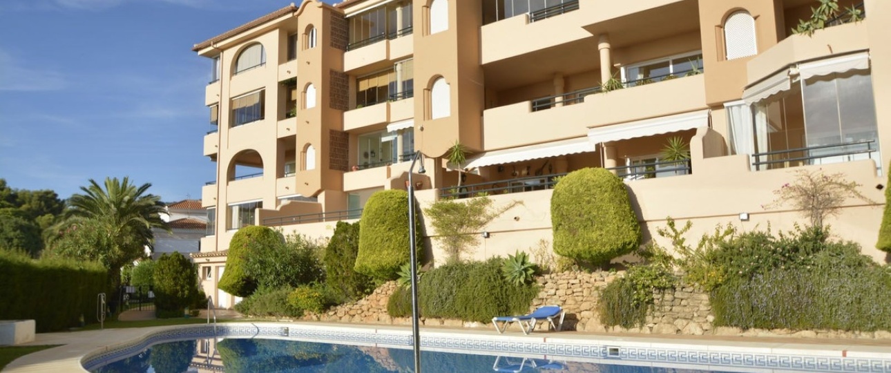 Resale - apartment - Marbella - Elviria