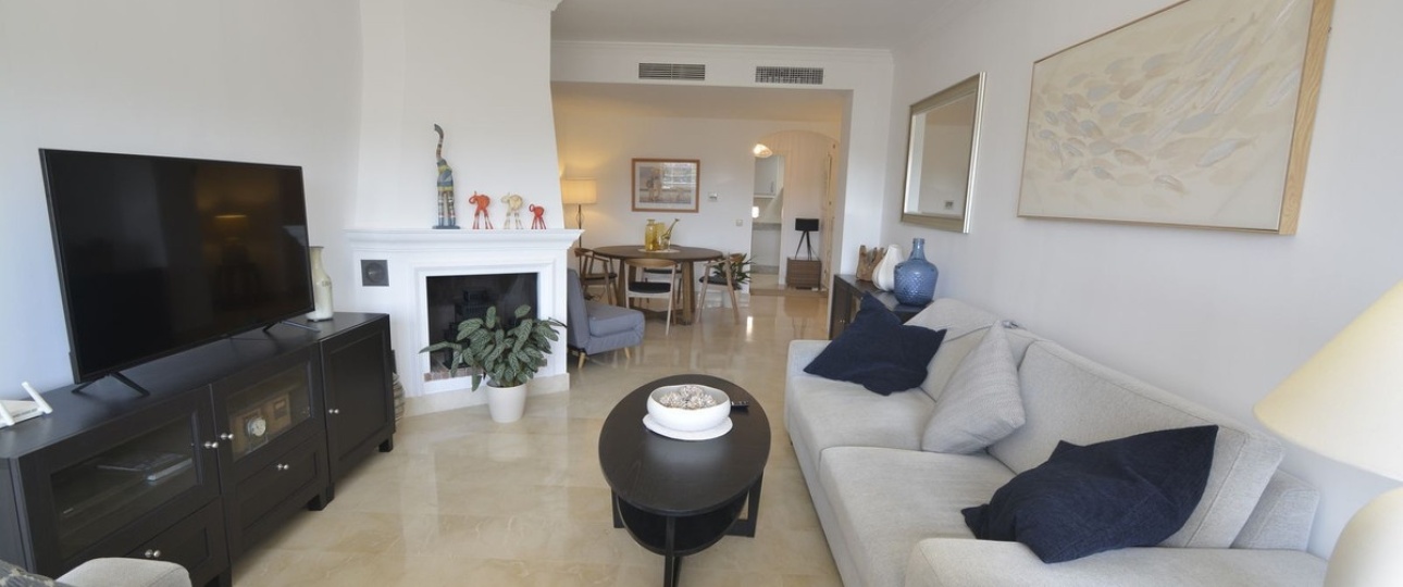 Resale - apartment - Marbella - Elviria