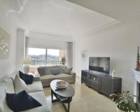 Resale - apartment - Marbella - Elviria