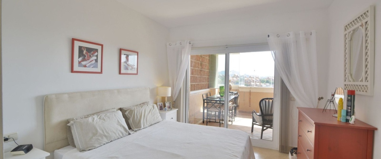 Resale - apartment - Marbella - Elviria