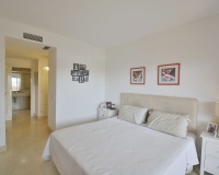 Resale - apartment - Marbella - Elviria