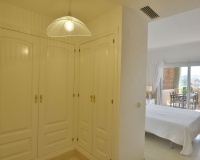 Resale - apartment - Marbella - Elviria