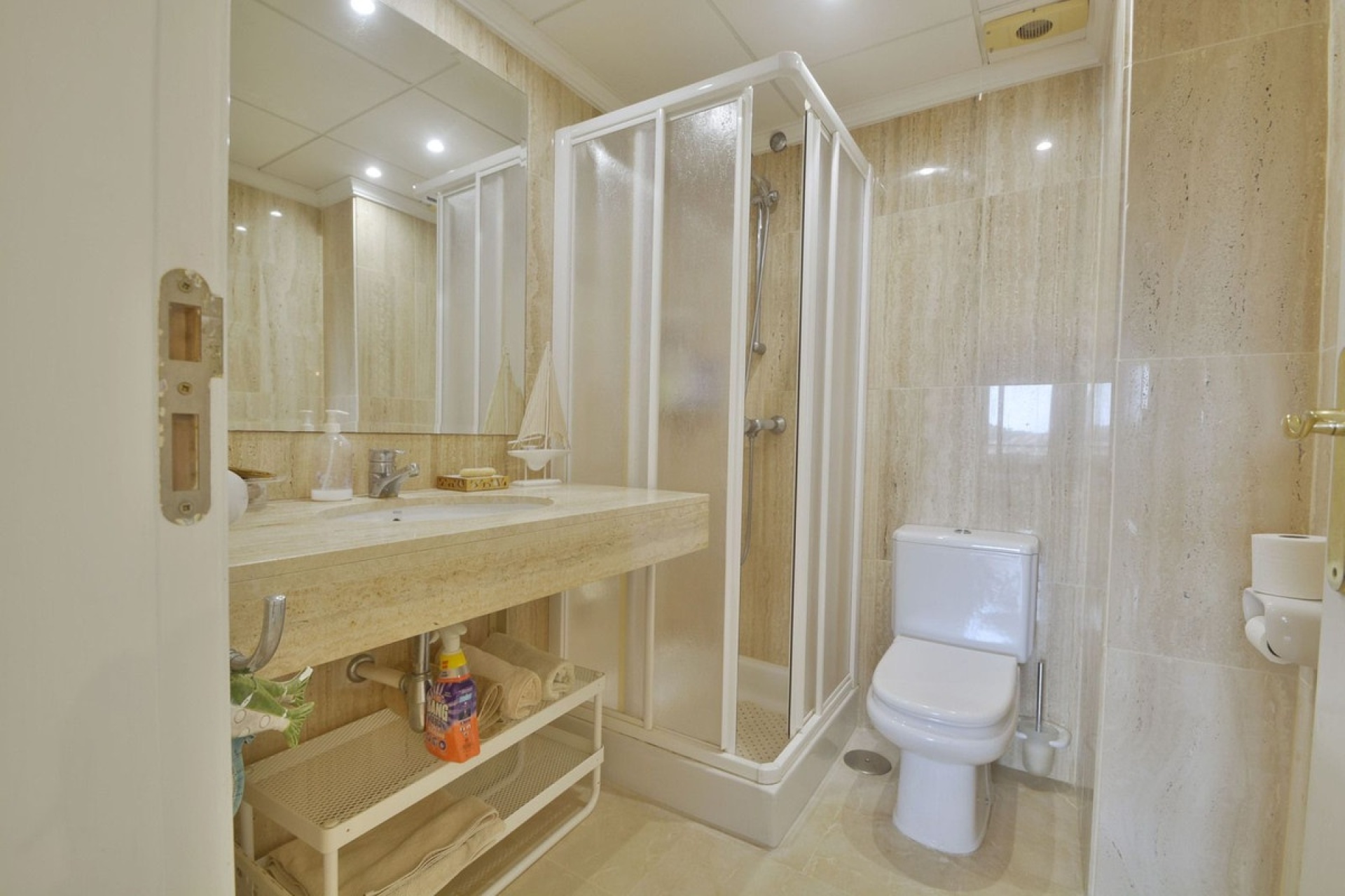 Resale - apartment - Marbella - Elviria