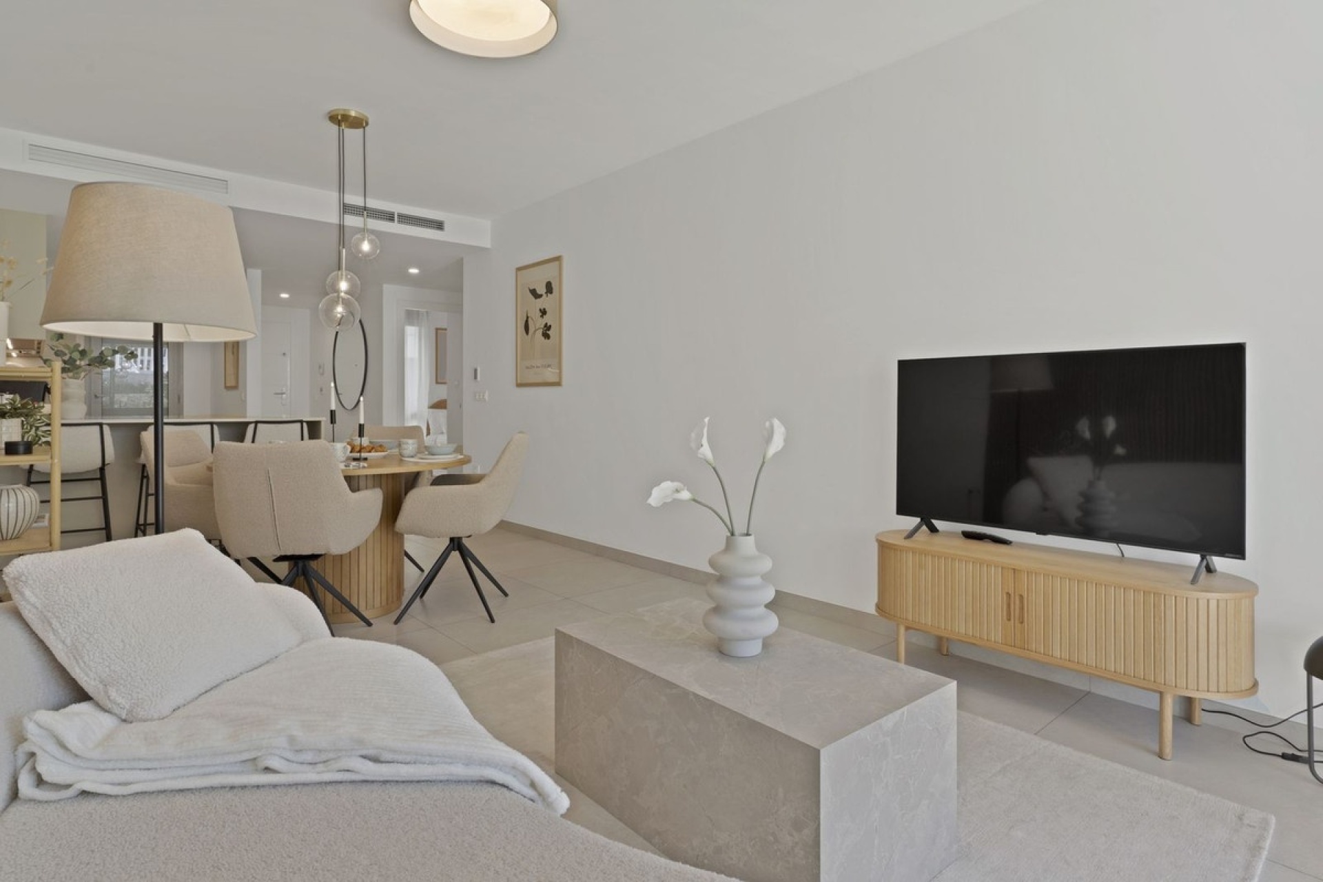 Resale - apartment - Marbella - Elviria