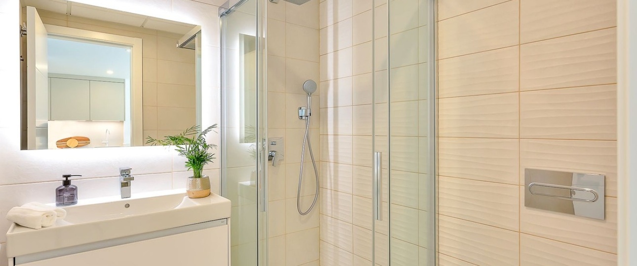 Resale - apartment - Marbella - Elviria