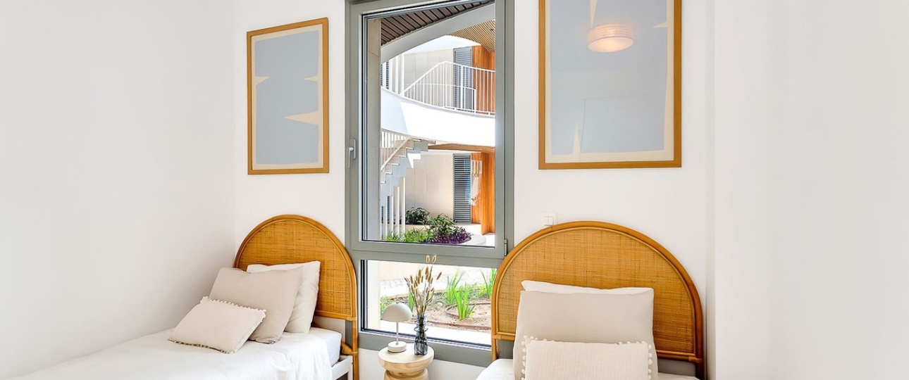 Resale - apartment - Marbella - Elviria